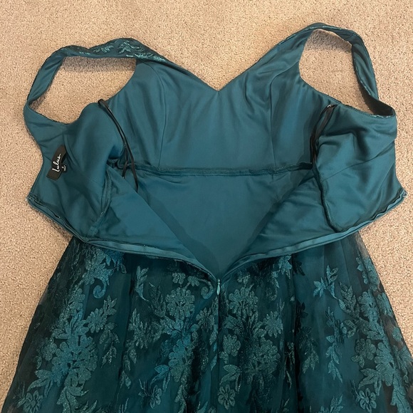 Lulu’s Cocktail Party calf length dress. Size S. - Picture 4 of 5